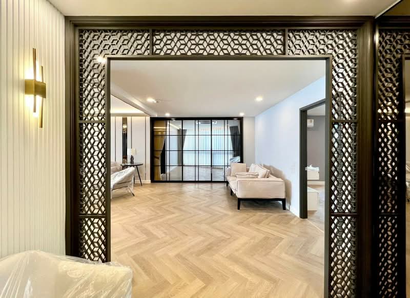 President Park Sukhumvit 24, Bangkok, 99 Sukhumvit 24 Alley, Khlongtoei Nua, Watthana, Bangkok, 3 Bedrooms, 223 sqm, Condo For Sale, by อุมาพร สายเชื้อ, 500167839 - DDproperty.com