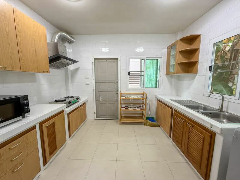 The Boulevard Sriracha, Chon Buri (Pattaya), Sriracha-Nongyaibu Road, Surasak, Si Racha, Chon Buri (Pattaya), 3 Bedrooms, 252 sqm, Single Detached House For Sale, by A House Property Co.,Ltd., 500167844 - DDproperty.com