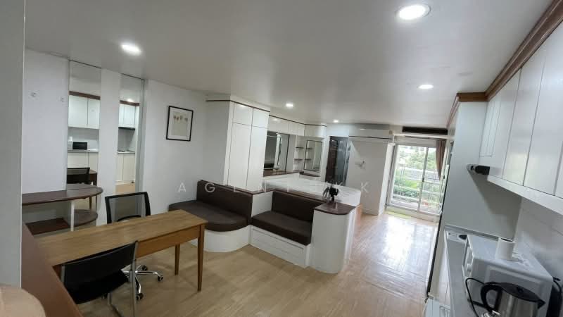 49 Suite Sukhumvit 49, Bangkok, 26 Soi Sukhumvit 49, Khlong Tan Nua, Watthana, Bangkok, 1 Bedroom, 37 sqm, Condo For Rent, by Agentbkk, 500167845 - DDproperty.com
