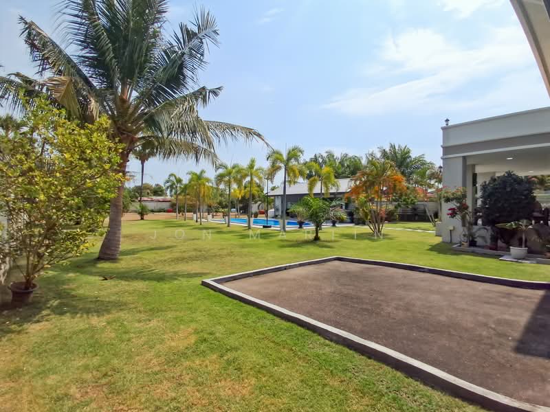 Detached Two Storey 7 Bedroom Residence In Cha Am For Sale, Phetchaburi, Cha-am, Cha-Am, Phetchaburi, 7 Bedrooms, 512 sqm, Single Detached House For Sale, by Jon Martin, 500167846 - DDproperty.com
