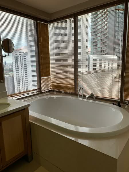 The Emporio Place, Bangkok, 93 Soi Sukhumvit 24, Sukhumvit Road, Khong Tan, Khlong Toei, Bangkok, 3 Bedrooms, 161 sqm, Condo For Sale, by Oraya Fortney, 500167855 - DDproperty.com