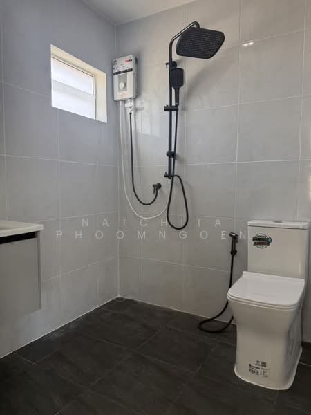 Pruksa Ville 79 Phaholyothin-Rangsit, Pathum Thani, Klong Prem Prachakorn Road, Suan Pring Thai, Muang Pathum Thani, Pathum Thani, 3 Bedrooms, 196 sqm, Townhouse For Sale, by Natchita Phoomngoen, 500167856 - DDproperty.com