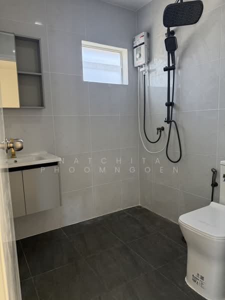 Pruksa Ville 79 Phaholyothin-Rangsit : พฤกษาวิลล์ 79 พหลโยธิน-รังสิต, ปทุมธานี, ถนนเลียบคลองเปรมประชากร, สวนพริกไทย, เมืองปทุมธานี, ปทุมธานี, 196 ตร.ม., ทาวน์เฮ้าส์ ขาย, โดย Natchita Phoomngoen, 500167856 - DDproperty.com