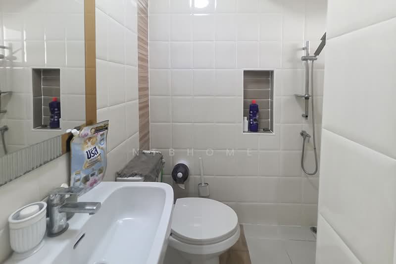 Golden Town Wongsawang-Ratchada, Nonthaburi, Pibulsongkram Road, Bang Khen, Muang Nonthaburi, Nonthaburi, 3 Bedrooms, 130 sqm, Townhouse For Sale, by NTBHOME, 500167883 - DDproperty.com