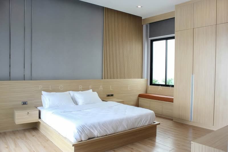 3BR Pool Villa for Sale in East Pattaya, Peaceful Location, Chon Buri (Pattaya), Bang Lamung, Bang Lamung (Pattaya), Chon Buri (Pattaya), 3 Bedrooms, 220 sqm, Villa For Sale, by PLC Real Estate, 500167890 - DDproperty.com