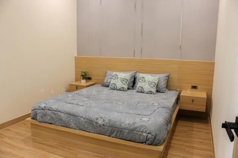 3BR Pool Villa for Sale in East Pattaya, Peaceful Location, Chon Buri (Pattaya), Bang Lamung, Bang Lamung (Pattaya), Chon Buri (Pattaya), 3 Bedrooms, 220 sqm, Villa For Sale, by PLC Real Estate, 500167890 - DDproperty.com