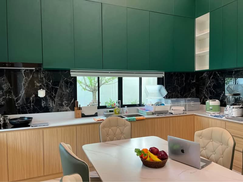 3BR Pool Villa for Sale in East Pattaya, Peaceful Location, Chon Buri (Pattaya), Bang Lamung, Bang Lamung (Pattaya), Chon Buri (Pattaya), 3 Bedrooms, 220 sqm, Villa For Sale, by PLC Real Estate, 500167890 - DDproperty.com