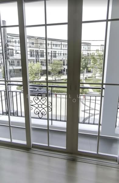 The Master @BTS Udomsuk, Bangkok, Soi Sukhumvit 103, Bang Na, Bang Na, Bangkok, 3 Bedrooms, 266 sqm, Townhouse For Sale, by Eastblue Horizon, 500167927 - DDproperty.com