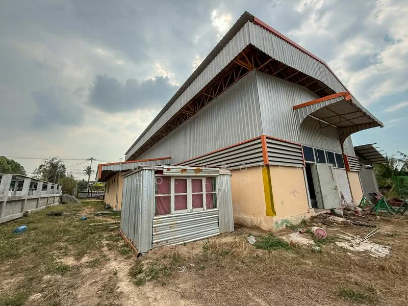 Factory/warehouse for sale in Suan Suea, Sriracha., Chon Buri (Pattaya), Bang Phra, Si Racha, Chon Buri (Pattaya), , 400 sqm, Warehouse/Factory For Sale, by A House Property Co.,Ltd., 500167944 - DDproperty.com