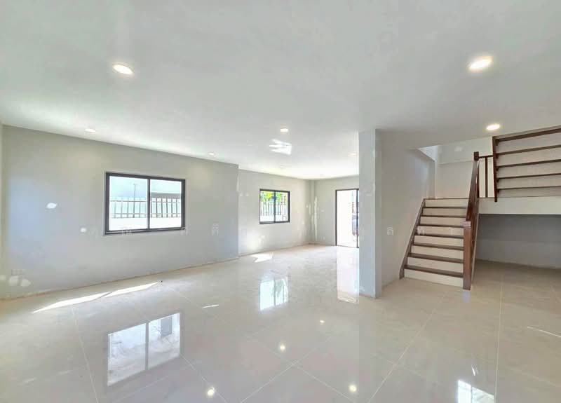 Buntarik Sukhaphiban5, Bangkok, O-Ngoen, Sai Mai, Bangkok, 4 Bedrooms, 240 sqm, Single Detached House For Sale, by คุณ ศศิวิภา พูลทา, 500167954 - DDproperty.com