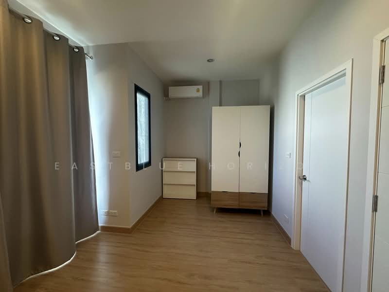 Cher-bangkhunnon, Bangkok, Soi Bangkhunnon 29, Bang Khun Non, Bangkok Noi, Bangkok, 4 Bedrooms, 127 sqm, Townhouse For Sale, by Eastblue Horizon, 500167970 - DDproperty.com