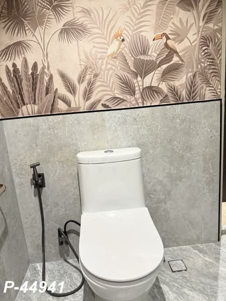 Witthayu Complex, Bangkok, 1673 New Petchaburi Road, Makkasan, Ratchathewi, Bangkok, 2 Bedrooms, 95 sqm, Condo For Sale, by Susira Prueksawun, 500167974 - DDproperty.com