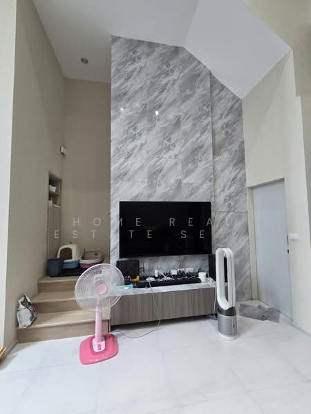 Estara Haven Pattanakan 20, Bangkok, Phatthanakan 20, Phatthanakan Road, Suan Luang, Suan Luang, Bangkok, 3 Bedrooms, 220 sqm, Townhouse For Sale, by HOME Real Estate Service, 500167984 - DDproperty.com