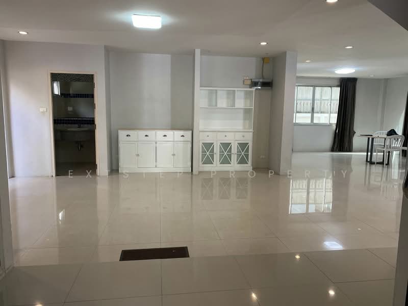 Arena Garden Onnut 44, Bangkok, Bang Chak, Phra Khanong, Bangkok, 3 Bedrooms, 300 sqm, Single Detached House For Rent, by NextStep Property, 500167988 - DDproperty.com