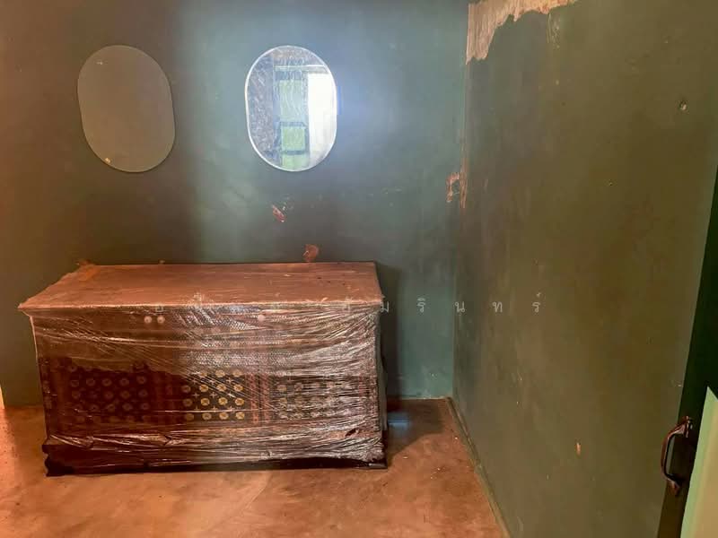 For rent 100 year old building, usable area 200 sq.m., Surawong area, near Central Bangrak, Bangkok, Si Phraya, Bang Rak, Bangkok, , 200 sqm, Shophouse For Rent, by อนันต์ อัมรินทร์, 500168003 - DDproperty.com