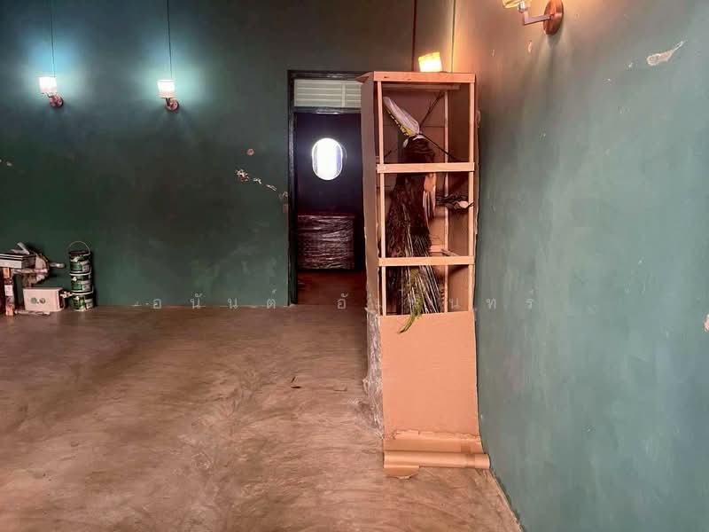 For rent 100 year old building, usable area 200 sq.m., Surawong area, near Central Bangrak, Bangkok, Si Phraya, Bang Rak, Bangkok, , 200 sqm, Shophouse For Rent, by อนันต์ อัมรินทร์, 500168003 - DDproperty.com