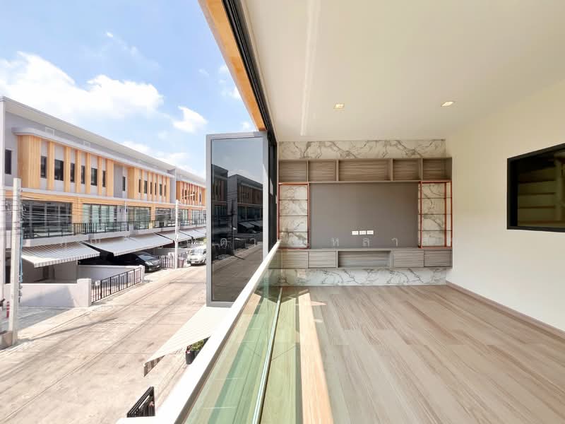 Eigen Premium Townhome Pattanakarn, Bangkok, Soi 99 , Phatthanakan Rd, Prawet, Prawet, Bangkok, 3 Bedrooms, 162 sqm, Townhouse For Sale, by คุณวิญญุดา เหล่าสันน์, 500168019 - 2nd Floor: Multifunction Space - DDproperty.com