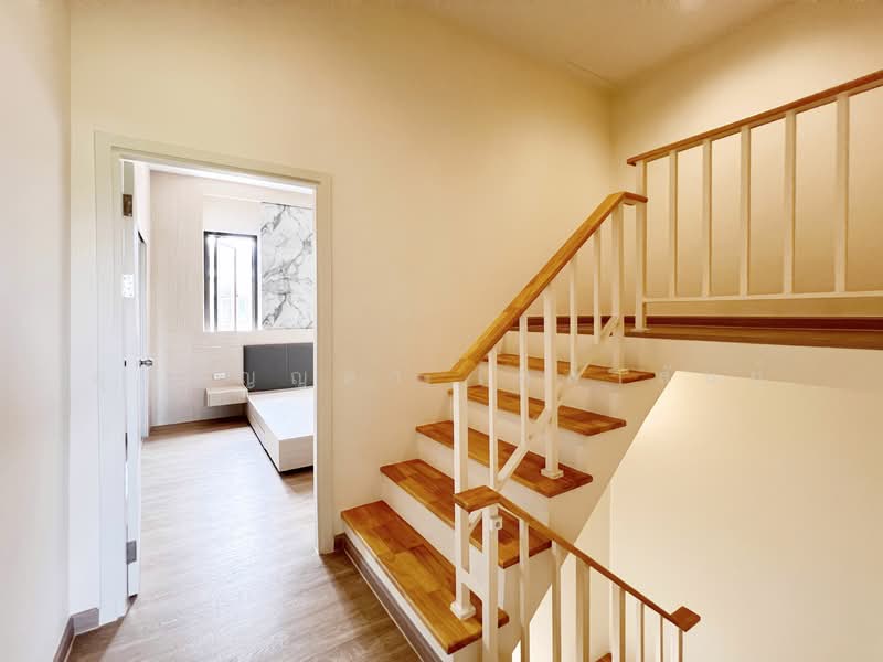 Eigen Premium Townhome Pattanakarn, Bangkok, Soi 99 , Phatthanakan Rd, Prawet, Prawet, Bangkok, 3 Bedrooms, 162 sqm, Townhouse For Sale, by คุณวิญญุดา เหล่าสันน์, 500168019 - 3rd Floor: Stairs - DDproperty.com