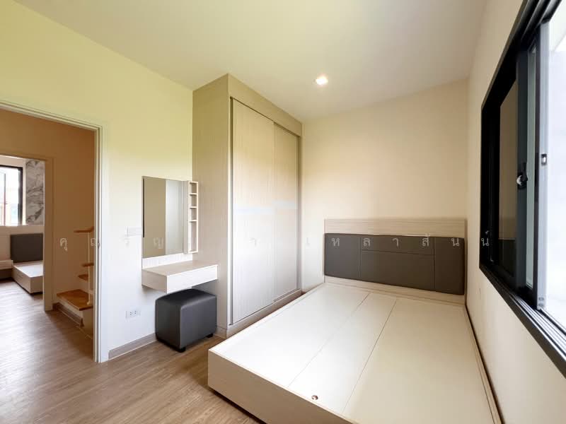 Eigen Premium Townhome Pattanakarn : ไอเจ้นท์ พรีเมียม ทาวน์โฮม พัฒนาการ, กรุงเทพ, ซอยพัฒนาการ 99 ถนนพัฒนาการตัดใหม่, ประเวศ, ประเวศ, กรุงเทพ, 162 ตร.ม., ทาวน์เฮ้าส์ ขาย, โดย คุณวิญญุดา เหล่าสันน์, 500168019 - 3rd Floor: Second Bedroom - DDproperty.com