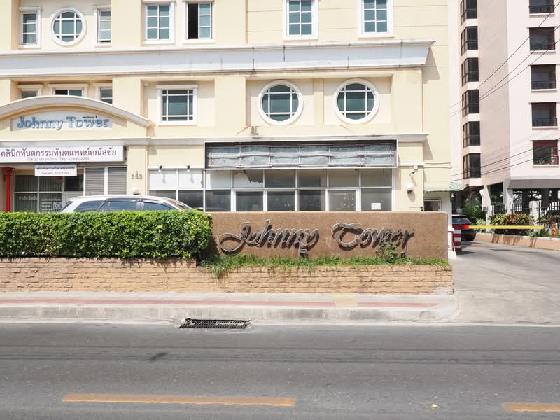 Johnny Tower, Bangkok, 216 Pracha Uthit Rd, Huai Khwang, Huai Khwang, Bangkok, 1 Bedroom, 35 sqm, Condo For Sale, by wipa รุ่งธุระ, 500168041 - DDproperty.com