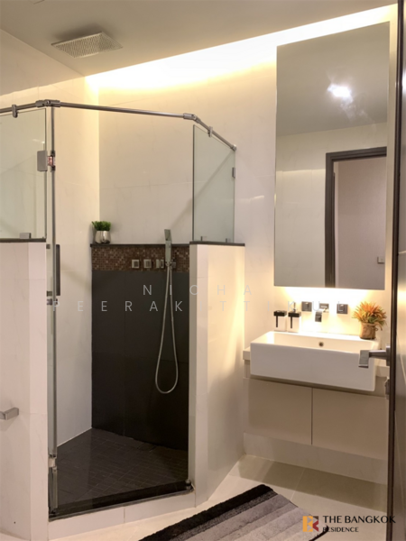Ivy Ampio, Bangkok, 48 Ratchadaphisek Road, Huai Khwang, Huai Khwang, Bangkok, 3 Bedrooms, 136 sqm, Condo For Rent, by Nicha Peerakittikul, 500168051 - DDproperty.com