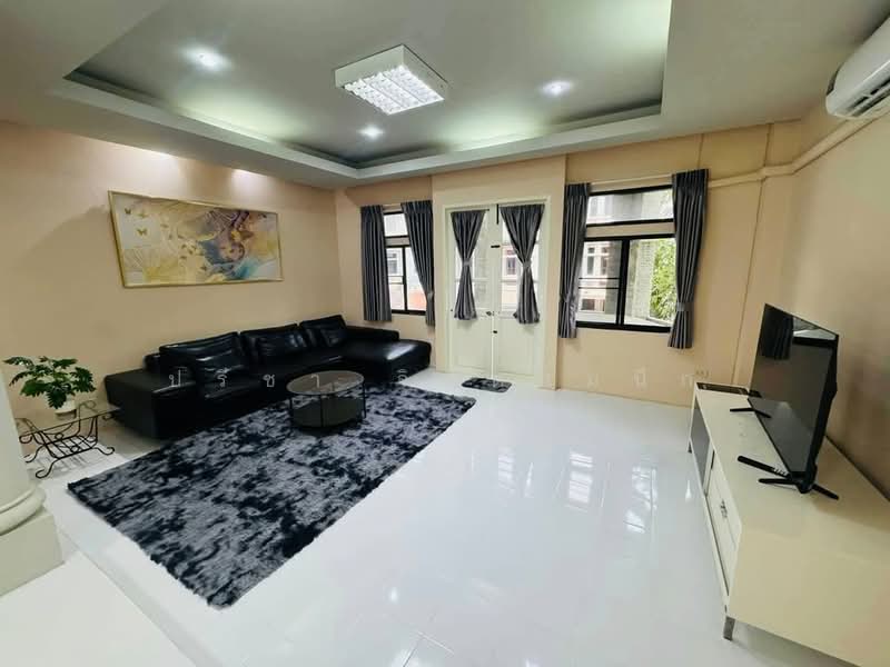 Moo Baan Chicha Castle, Bangkok, Sukhumvit 31, Khlongtoei Nua, Watthana, Bangkok, 3 Bedrooms, 350 sqm, Townhouse For Rent, by ปรีชา จิตต์สมนึก, 500168061 - DDproperty.com