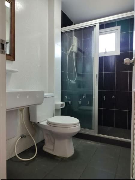 กรุงเทพกรีฑาซอย 8 แยก 2, Bangkok, Hua Mak, Bang Kapi, Bangkok, 3 Bedrooms, 160 sqm, Townhouse For Rent, by Nattayaporn Peumkul (Benz), 500168069 - DDproperty.com