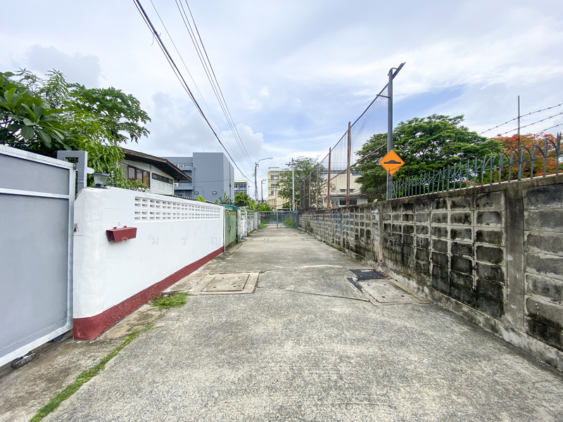 Pridipanomyong 41, Bangkok, สุขุมวิท 71, Khlong Tan Nua, Watthana, Bangkok, 3 Bedrooms, 300 sqm, Single Detached House For Sale, by อมรญา ทองสุข, 500168081 - DDproperty.com