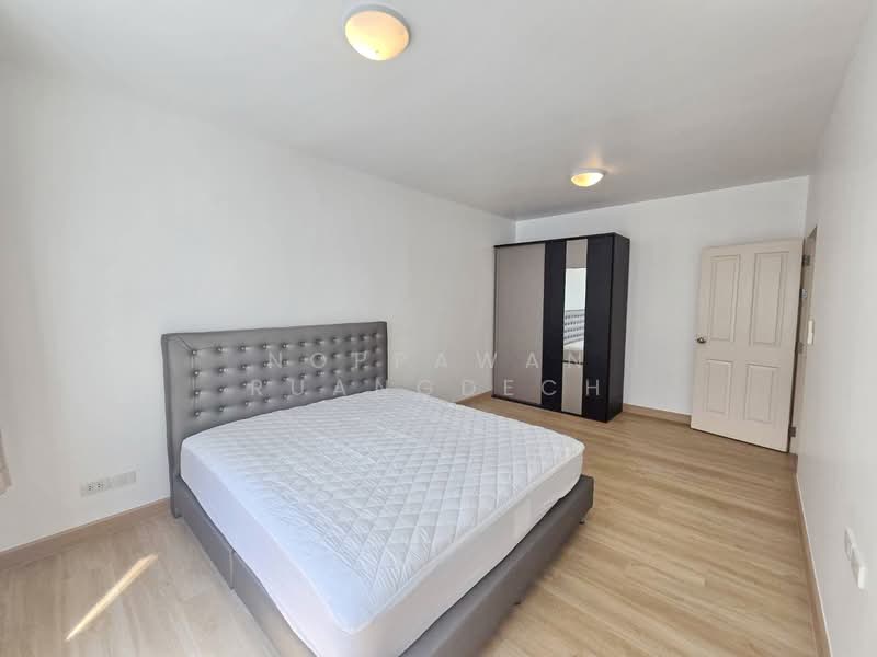 ให้เช่า ทาวน์โฮม 3 ชั้น ทาสีใหม่ทั้งหลัง ถนนอ่อนนุช ใกล้ซีคอน ศรีนครินทร์ & Airport Link สถานีหัวหมา, Bangkok, Suan Luang, Suan Luang, Bangkok, 3 Bedrooms, 190 sqm, Townhouse For Rent, by Noppawan Ruangdech, 500168101 - DDproperty.com