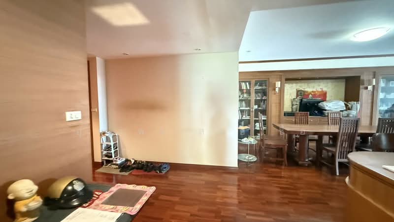 Supreme Elegance, Bangkok, Chan, Thung Maha Mek, Sathon, Bangkok, 2 Bedrooms, 196 sqm, Condo For Sale, by อุมาพร สายเชื้อ, 500168124 - DDproperty.com