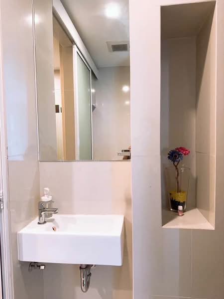 Rhythm Sukhumvit 44/1, Bangkok, Sukhumvit Road, Phra Kanong, Khlong Toei, Bangkok, 2 Bedrooms, 51 sqm, Condo For Rent, by ปัณณภัสร์ ศรีพัชรพัชร์, 500168129 - DDproperty.com