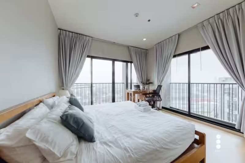 Noble Reveal, Bangkok, 36 Soi Sukhumvit 63, Ekamai Road, Phra Kanong Nua, Watthana, Bangkok, 2 Bedrooms, 67 sqm, Condo For Sale, by Thitaporn Soonthornmanokati, 500168140 - DDproperty.com