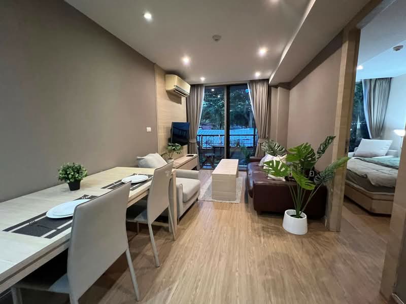 Klass Silom, Bangkok, 52 Silom Road, Silom, Bang Rak, Bangkok, 1 Bedroom, 38 sqm, Condo For Sale, by อุมาพร สายเชื้อ, 500168143 - DDproperty.com