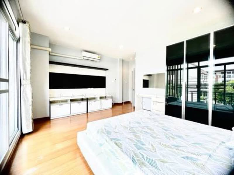 Baan Klang Muang Urbanion Srinakarin : บ้านกลางเมือง เออร์บาเนี่ยน ศรีนครินทร์, กรุงเทพ, ซอยศรีนครินทร์ 46, หนองบอน, ประเวศ, กรุงเทพ, 180 ตร.ม., บ้านเดี่ยว ให้เช่า, โดย THANYALAK IQI INTERNATIONAL, 500168176 - DDproperty.com