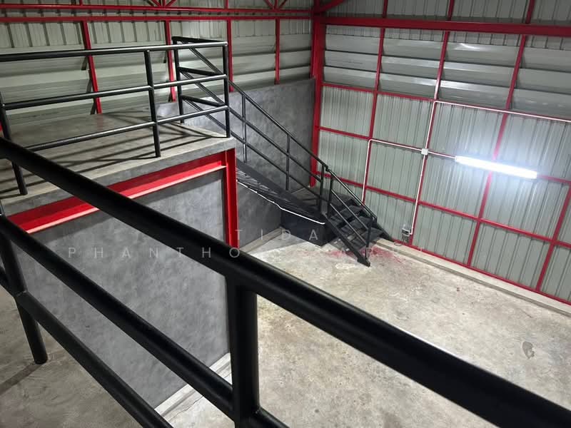 For Rent - Warehouse for rent in Lam Luk Ka, Khlong 6, with office and furniture, near the expressway., Pathum Thani