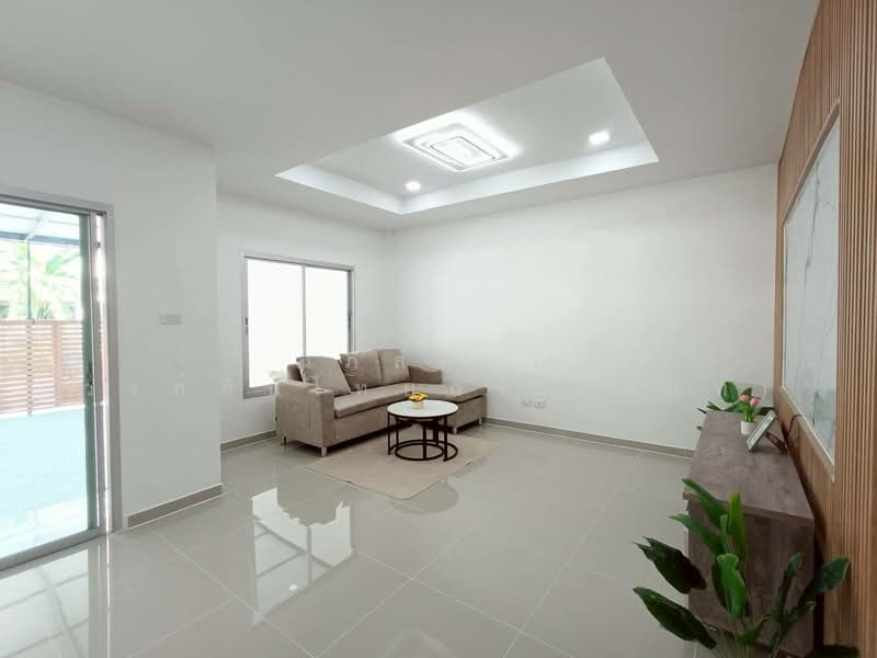 มบ.ราชพฤกษ์ ถนนฉลองกรุง61-ลาดกระบัง, Bangkok, ฉลองกรุง61, Lam Pla Tiew, Lat Krabang, Bangkok, 3 Bedrooms, 100 sqm, Townhouse For Sale, by นภัสศรณ์ วงศ์สินไทยกร (นันท์), 500168212 - DDproperty.com