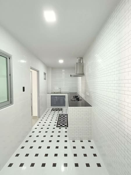 มบ.ราชพฤกษ์ ถนนฉลองกรุง61-ลาดกระบัง, กรุงเทพ, ฉลองกรุง61, ลำปลาทิว, ลาดกระบัง, กรุงเทพ, 100 ตร.ม., ทาวน์เฮ้าส์ ขาย, โดย นภัสศรณ์ วงศ์สินไทยกร (นันท์), 500168212 - DDproperty.com