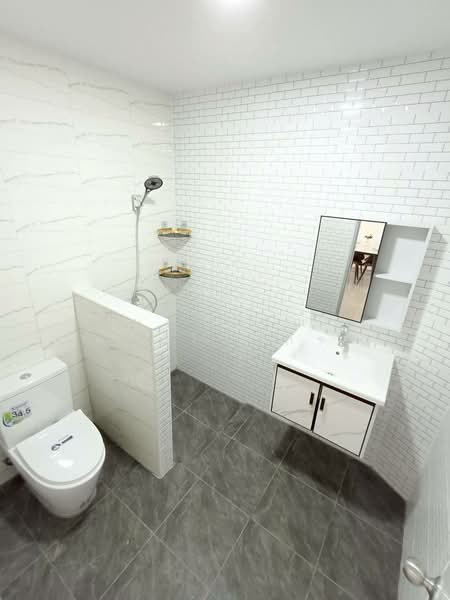 มบ.ราชพฤกษ์ ถนนฉลองกรุง61-ลาดกระบัง, Bangkok, ฉลองกรุง61, Lam Pla Tiew, Lat Krabang, Bangkok, 3 Bedrooms, 100 sqm, Townhouse For Sale, by นภัสศรณ์ วงศ์สินไทยกร (นันท์), 500168212 - DDproperty.com