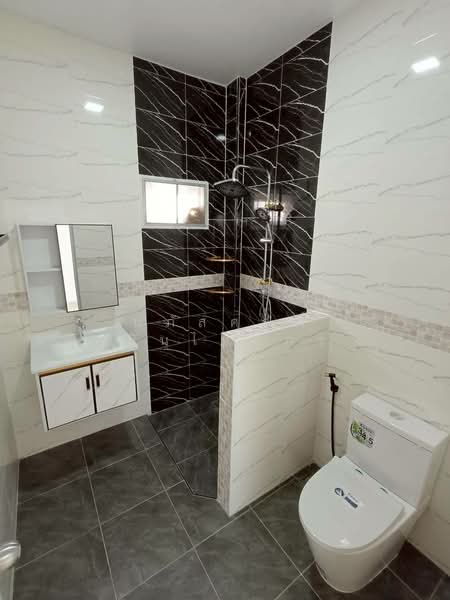 มบ.ราชพฤกษ์ ถนนฉลองกรุง61-ลาดกระบัง, Bangkok, ฉลองกรุง61, Lam Pla Tiew, Lat Krabang, Bangkok, 3 Bedrooms, 100 sqm, Townhouse For Sale, by นภัสศรณ์ วงศ์สินไทยกร (นันท์), 500168212 - DDproperty.com