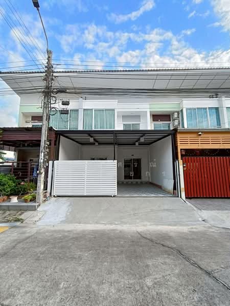 มบ.ราชพฤกษ์ ถนนฉลองกรุง61-ลาดกระบัง, Bangkok, ฉลองกรุง61, Lam Pla Tiew, Lat Krabang, Bangkok, 3 Bedrooms, 100 sqm, Townhouse For Sale, by นภัสศรณ์ วงศ์สินไทยกร (นันท์), 500168212 - DDproperty.com