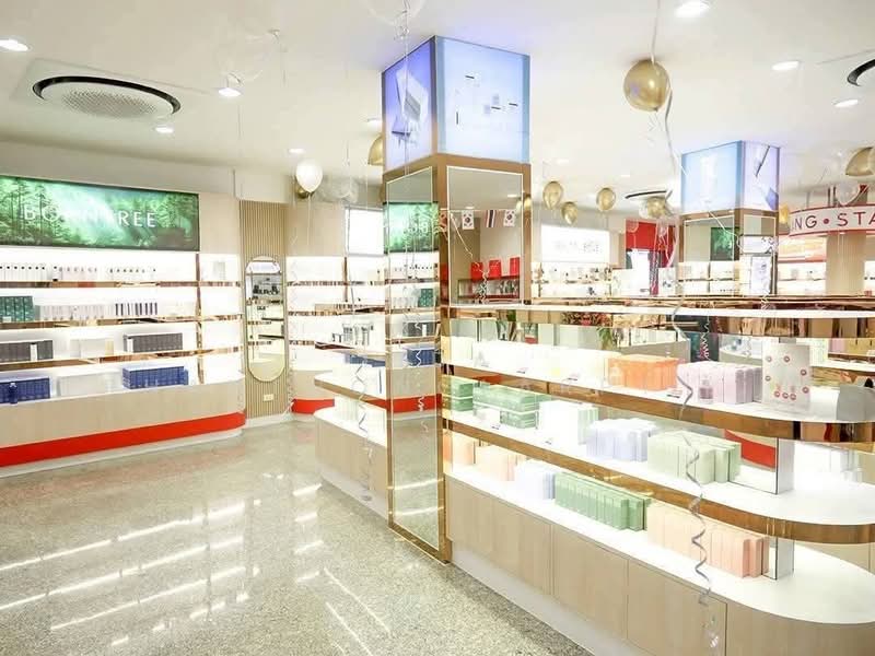 Office space for rent, 3 floors, Town in Town area, near the MRT Yellow Line and expressway., Bangkok, Phlapphla, Wang Thonglang, Bangkok, , 500 sqm, Office Space For Rent, by Tida phanthonglarptawee, 500168218 - DDproperty.com