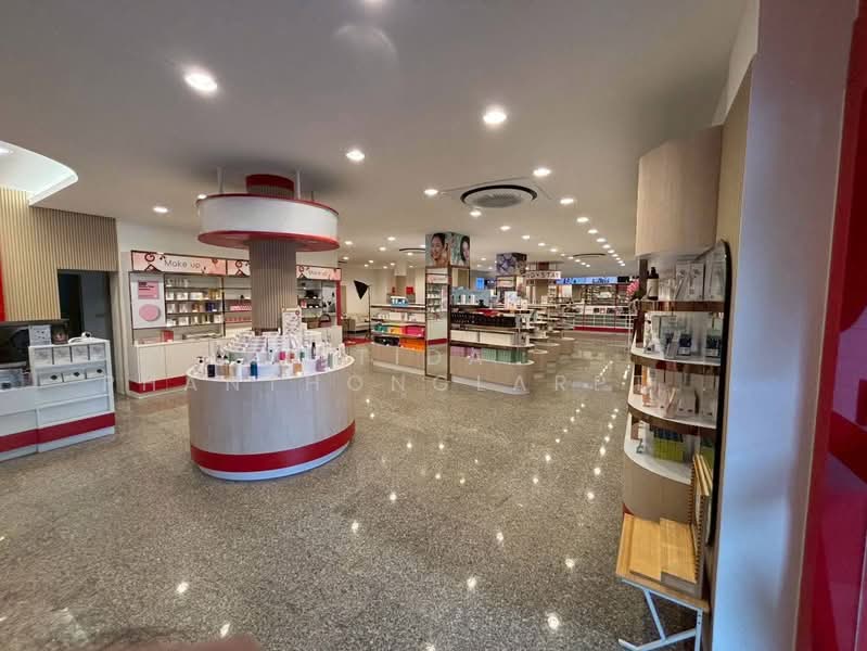 Office space for rent, 3 floors, Town in Town area, near the MRT Yellow Line and expressway., Bangkok, Phlapphla, Wang Thonglang, Bangkok, , 500 sqm, Office Space For Rent, by Tida phanthonglarptawee, 500168218 - DDproperty.com