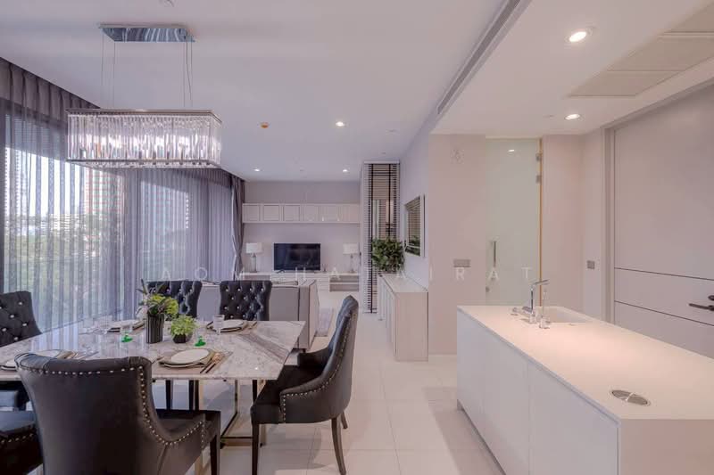 Vittorio 39, Bangkok, 8 Sukhumvit, Khlong Tan Nua, Watthana, Bangkok, 2 Bedrooms, 128 sqm, Condo For Rent, by Aom Hatairat, 500168223 - DDproperty.com