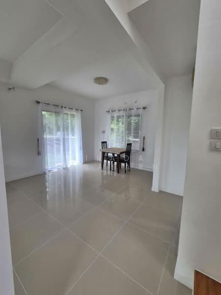 Parichart Suwinthawong : ปาริชาต สุวินทวงศ์, กรุงเทพ, ถนน คุ้มเกล้า, แสนแสบ, มีนบุรี, กรุงเทพ, 140 ตร.ม., บ้านเดี่ยว ให้เช่า, โดย Airada Parasarn, 500168251 - DDproperty.com