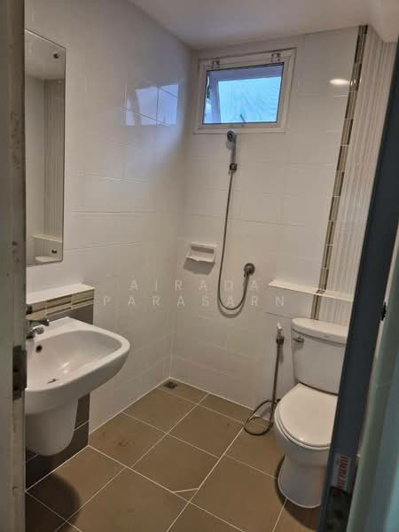 Parichart Suwinthawong : ปาริชาต สุวินทวงศ์, กรุงเทพ, ถนน คุ้มเกล้า, แสนแสบ, มีนบุรี, กรุงเทพ, 140 ตร.ม., บ้านเดี่ยว ให้เช่า, โดย Airada Parasarn, 500168251 - DDproperty.com