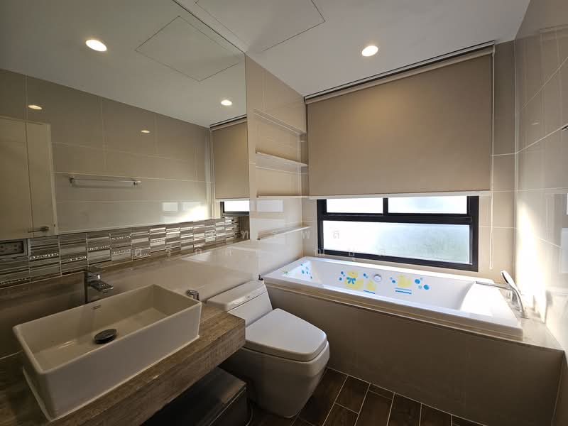 Burasiri Bangna, Samut Prakan, 88 Rattanarat Road, Bang Sao Thong, Bang Sao Thong, Samut Prakan, 4 Bedrooms, 296 sqm, Single Detached House For Sale, by ภัทรพล ศรีกัลยาณบุตร, 500168270 - DDproperty.com