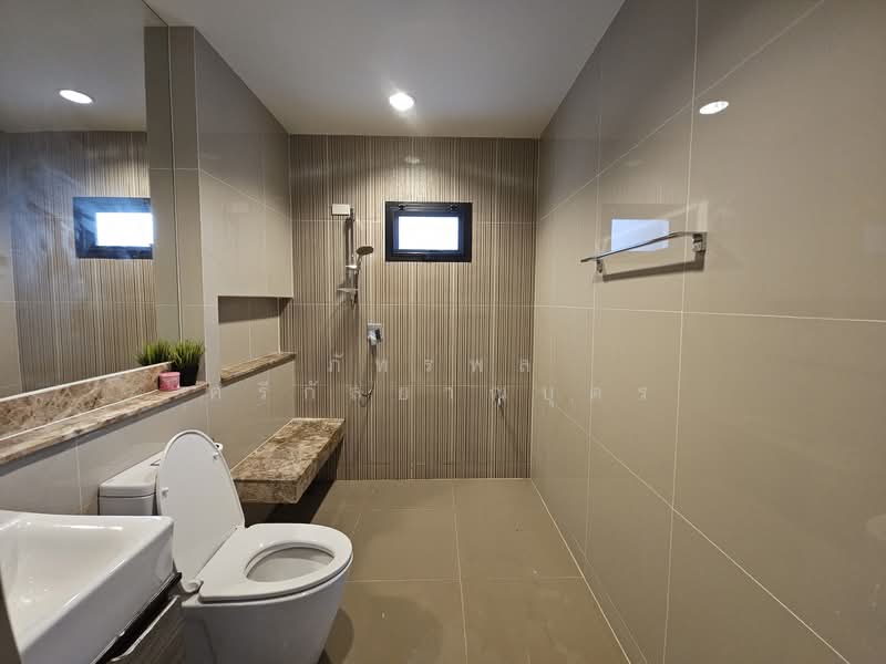 Burasiri Bangna, Samut Prakan, 88 Rattanarat Road, Bang Sao Thong, Bang Sao Thong, Samut Prakan, 4 Bedrooms, 296 sqm, Single Detached House For Sale, by ภัทรพล ศรีกัลยาณบุตร, 500168270 - DDproperty.com