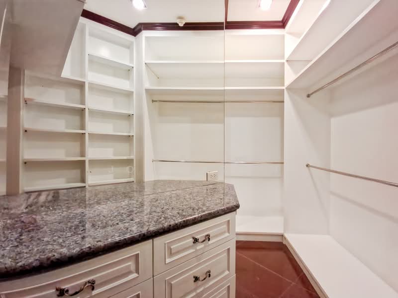 Baan Lonsai, Prachuap Khiri Khan, Nong Kae, Hua Hin, Prachuap Khiri Khan, 4 Bedrooms, 330 sqm, Condo For Sale, by Jon Martin, 500168276 - DDproperty.com