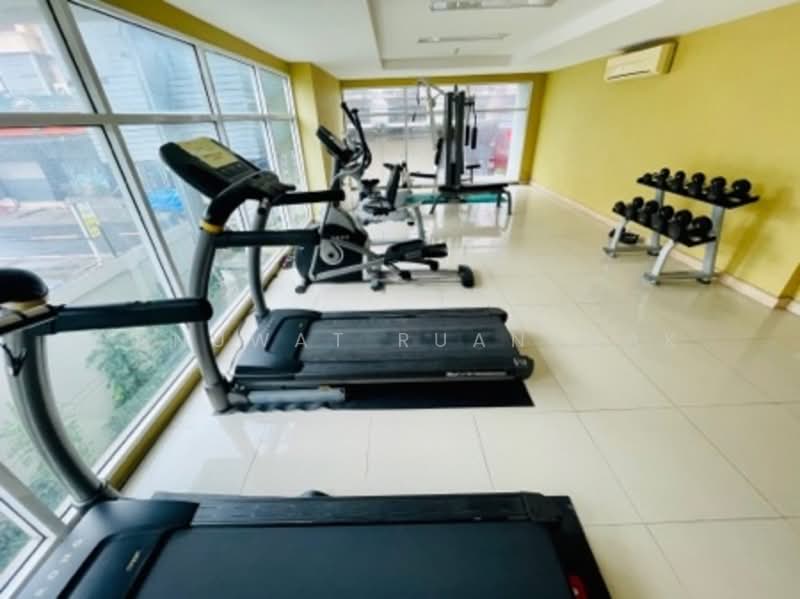 Happy Condo Ratchada 18 : แฮปปี้ คอนโด รัชดา 18, กรุงเทพ, หมู่บ้านอยู่เจริญ 29 ซอย, สามเสนนอก, ห้วยขวาง, กรุงเทพ, 47 ตร.ม., คอนโด ให้เช่า, โดย Panuwat Ruangrak, 500168294 - DDproperty.com