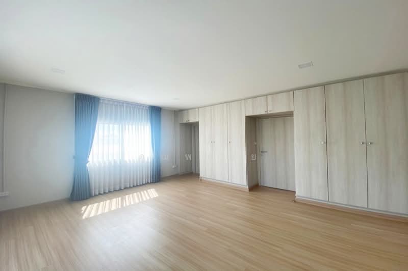 ซอยลาดพร้าว42, กรุงเทพ, สามเสนนอก, ห้วยขวาง, กรุงเทพ, 200 ตร.ม., ทาวน์เฮ้าส์ ขาย, โดย คุณพลอย, 500168308 - DDproperty.com